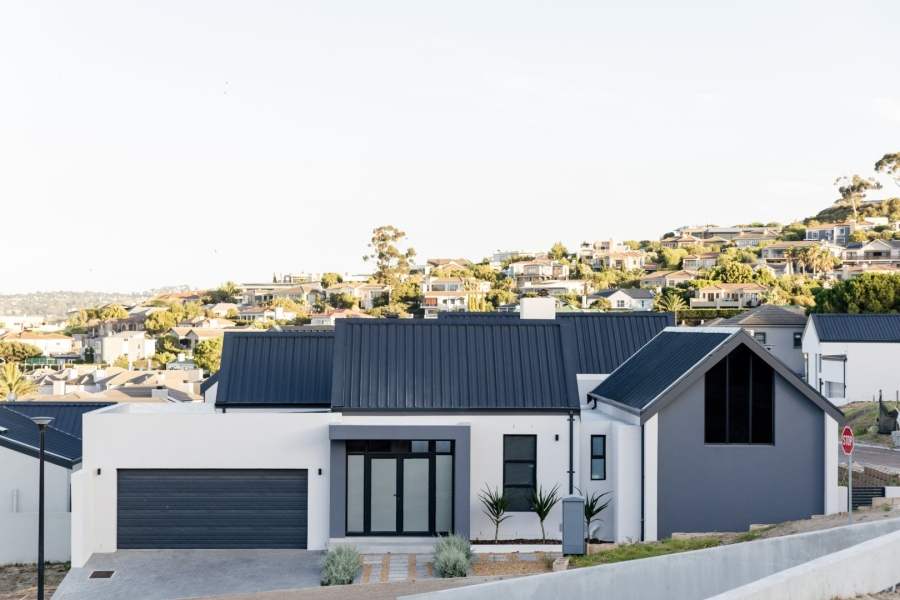 3 Bedroom Property for Sale in Mzuri Estate Western Cape